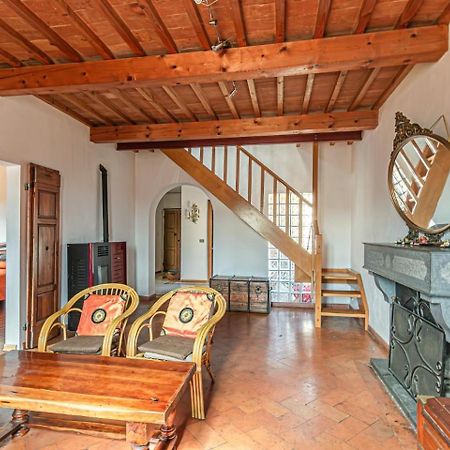Grande Appartamento In Centro Понтедера Экстерьер фото
