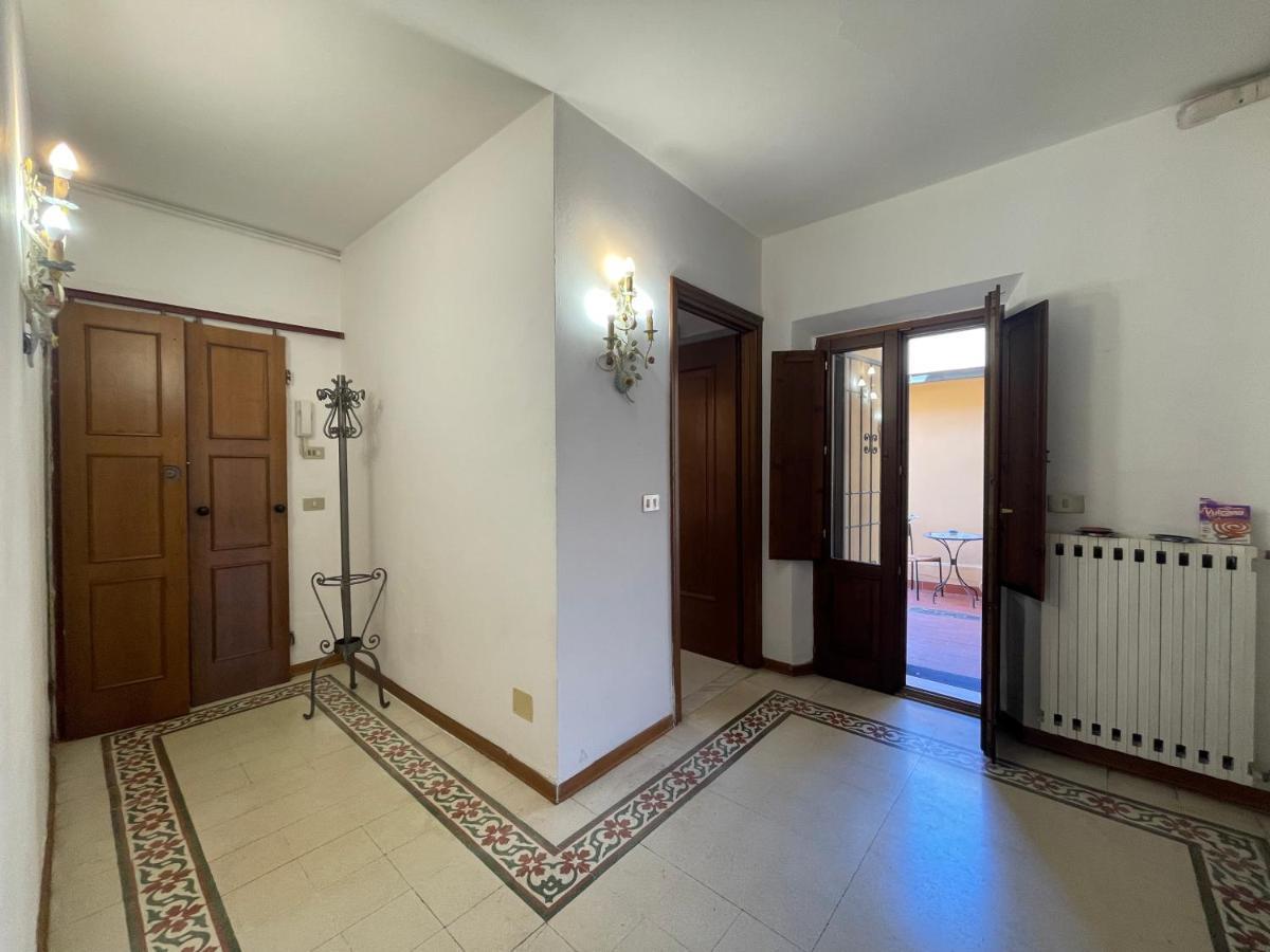 Grande Appartamento In Centro Понтедера Экстерьер фото